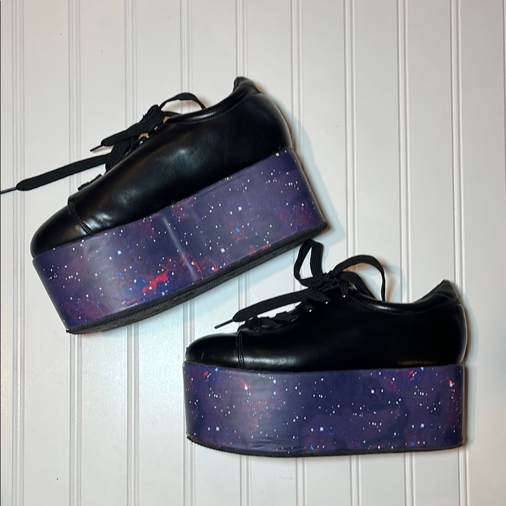 Hot Topic Black Platform Sneakers with Galaxy Print